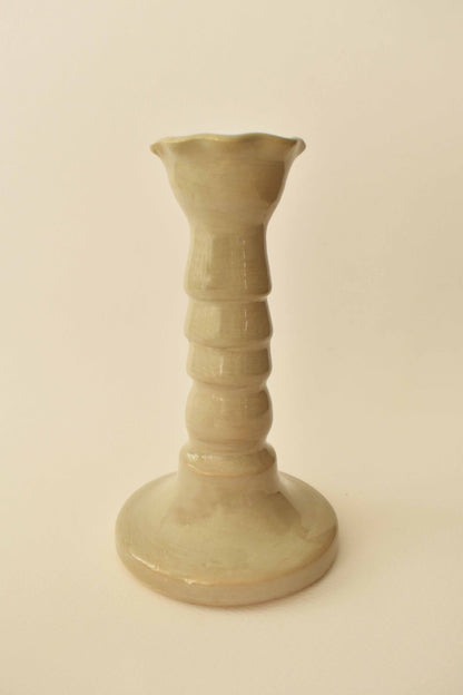 Candelabro Lirio Pistacho