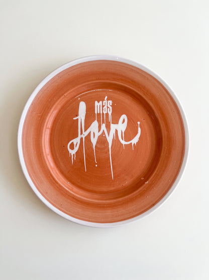 Plato "Más Love" Collab CR